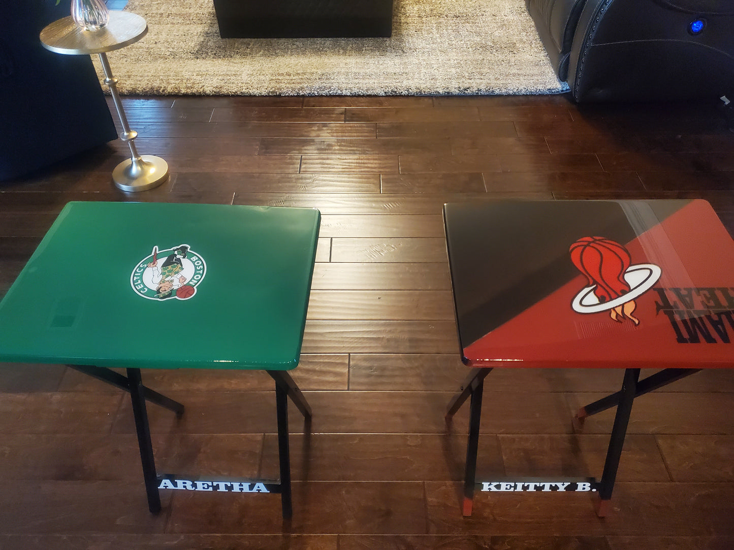 Customized Television Tray